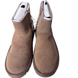 Universal Thread Tan Suede Ankle Boots cozy Sz 10 women’s memory foam